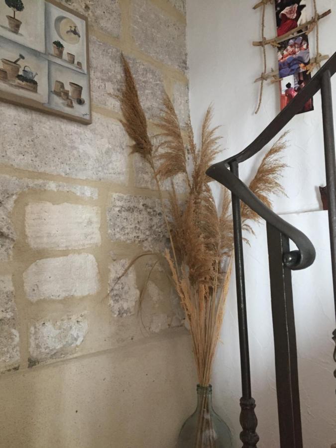 Maison Au Bord De *